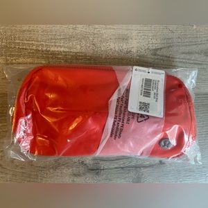 Lululemon 1L everywhere belt bag